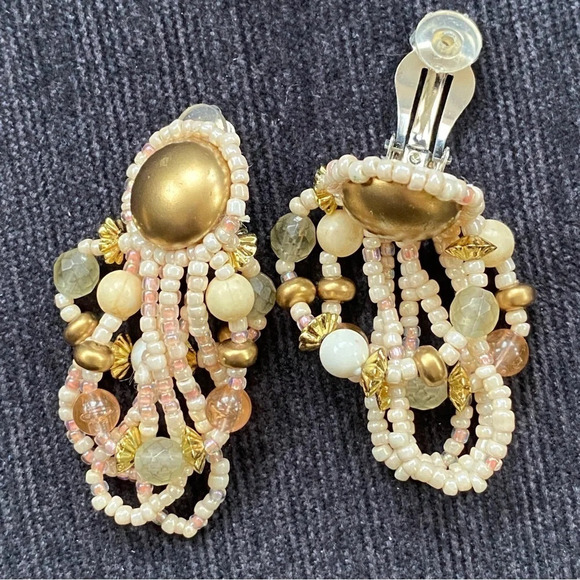 Vintage 80s 90s Beaded Clip On Earrings - Picture 1 of 9